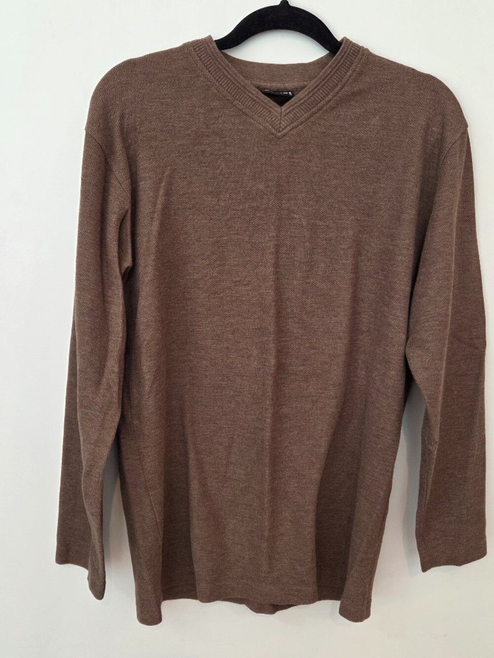 George Brown Textured V-Neck Sweater Size Small